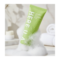 Découvrez l'expertise dermo-cosmétique HERE U_A. Une mousse exfoliante haute précision au pH physiologique pour purifier les peaux mixtes à grasses sans irritation.