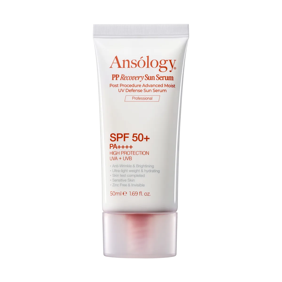 Une protection UV minérale SPF 50+ sans zinc et invisible. Sa texture légère apaise instantanément les irritations tout en protégeant contre les UVA/UVB.